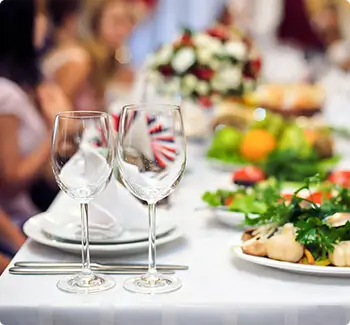 Dégustation avant un mariage.